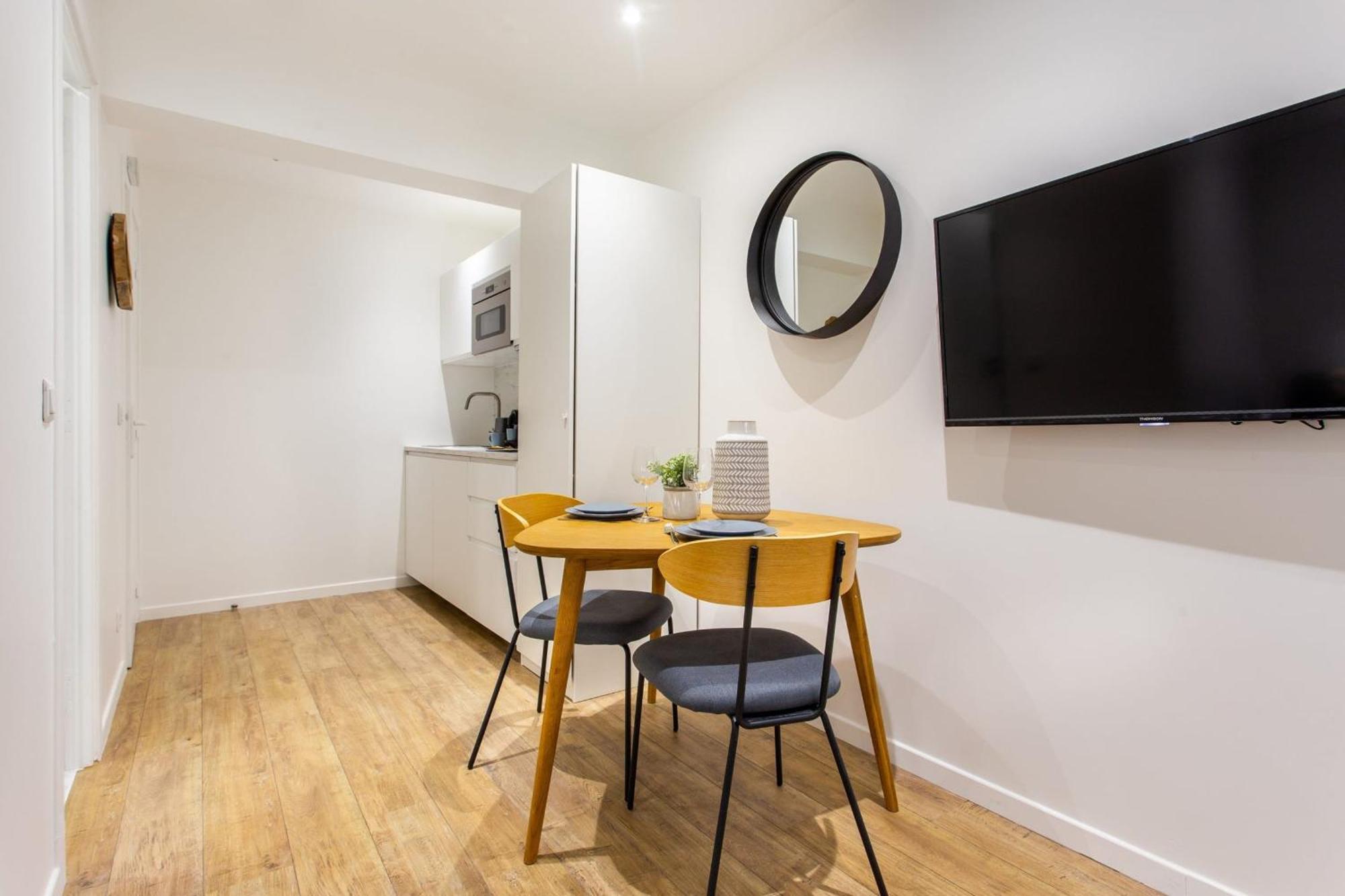 Residence Cottages - Sacre Coeur Париж Екстериор снимка